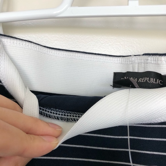 2/$15 MixMatch Banana Republic NWT Navy Stripes Skirt - Picture 7 of 10